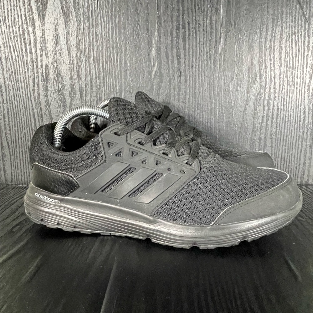 ADIDAS GALAXY 4 Men’s size 8.5